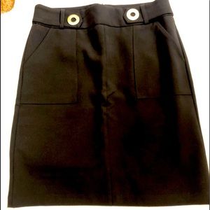 Ann Klein Black A-line Skirt w/ Gold Hardware Size 8